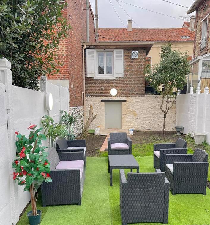 Jolie Petite Maison Avec Un Grand Jardin Montmagny Buitenkant foto